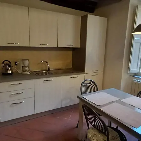 アパート Casa Sibel ルッカ